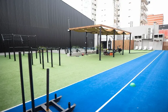 AVANT CLUB Gym & Padel