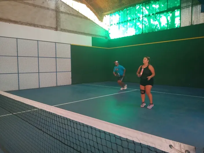 Garden Padel Plottier