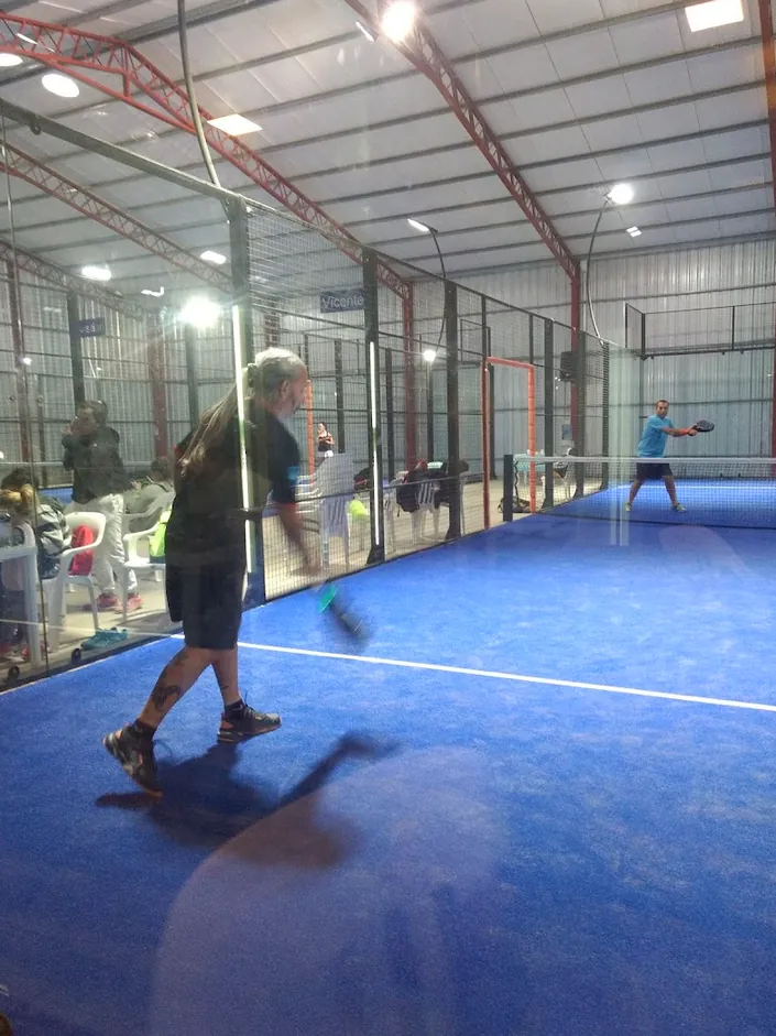 Por 3 Padel Las Flores
